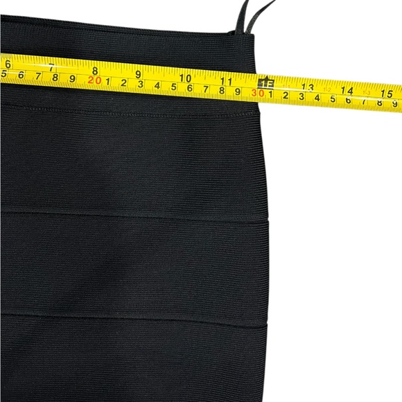BCBGMAXAZRIA Black Bandage Pencil Skirt Size XS - Picture 3 of 7